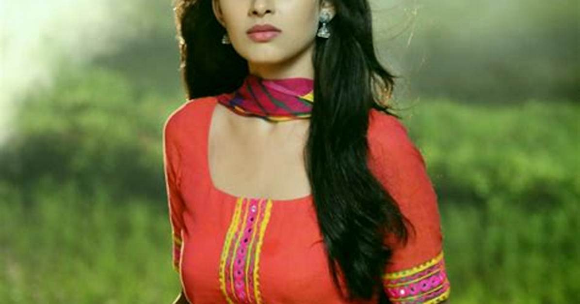 Shivani Tomar – Biography, Facts & Life Story