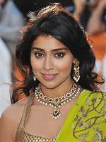 Shriya Saran – Biography, Facts & Life Story