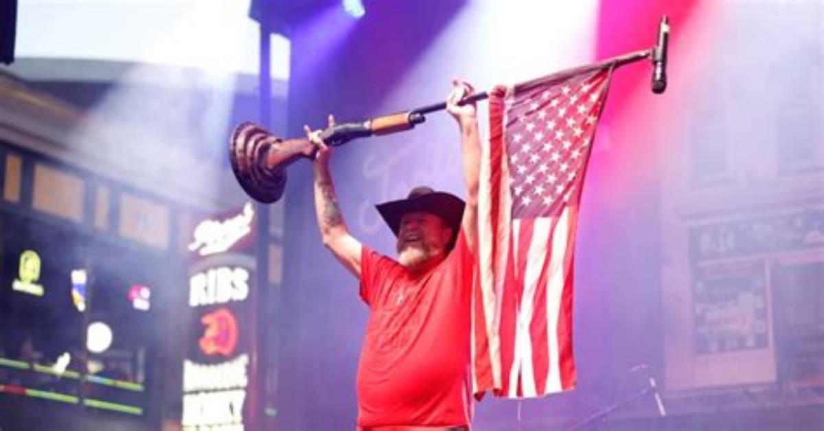 Singer Had a Post-Show Heart Attack