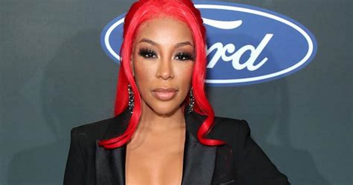 Singer K. Michelle's Butt Implant Deflates While Dancing on Instagram Live