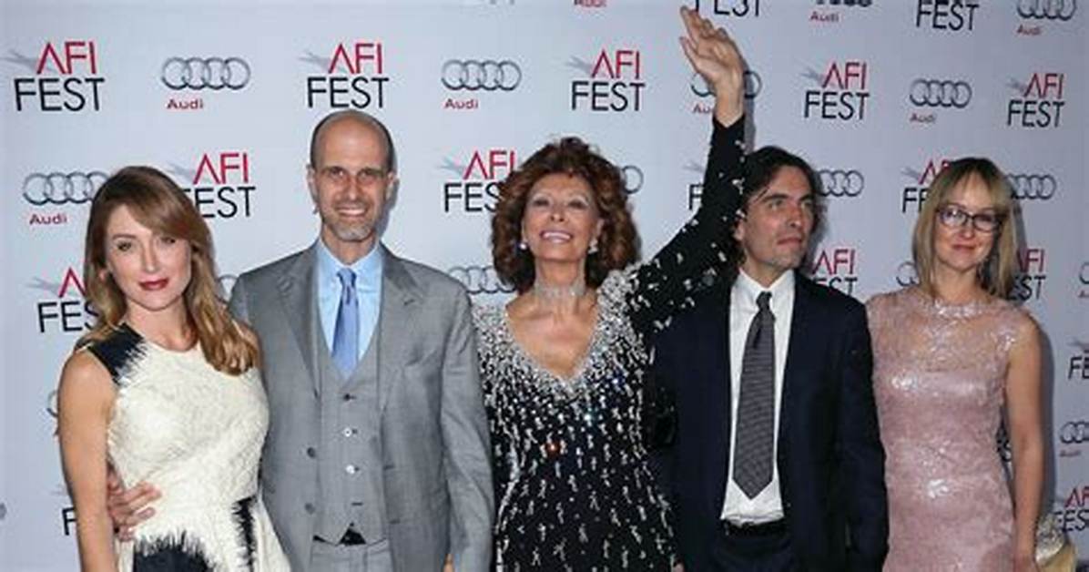 Sophia Loren's Family Is Certified Hollywood Royalty