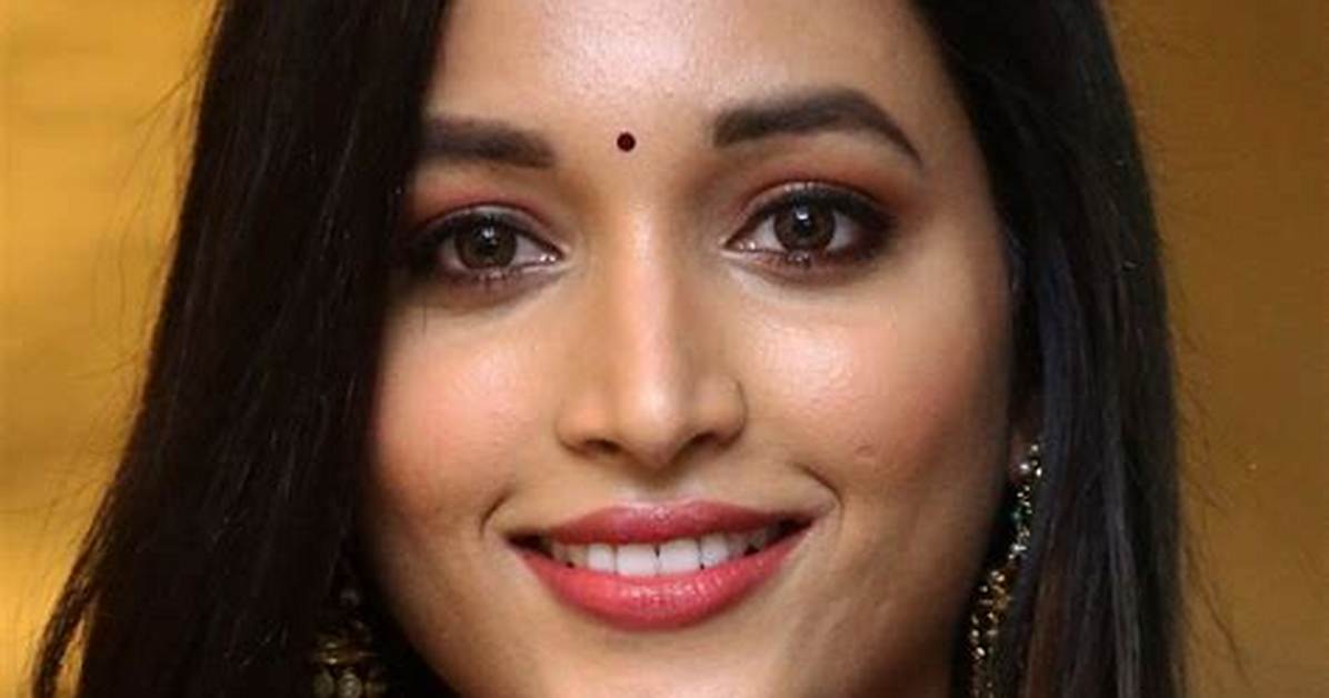 Srinidhi Venkatesh's Biography and Facts'