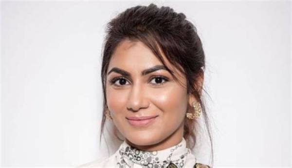 Sriti Jha Phone Number, Whatsapp Number Contact Num Mobile