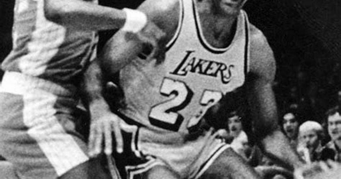 Stu Lantz Lakers, Bio, Wiki, Age, Height, Family, Wife, Football, Salary, and Net Worth