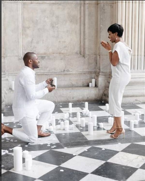 Sweet Moment Nigerian Man Proposes to Beautiful Lady on Aeroplane Goes Viral