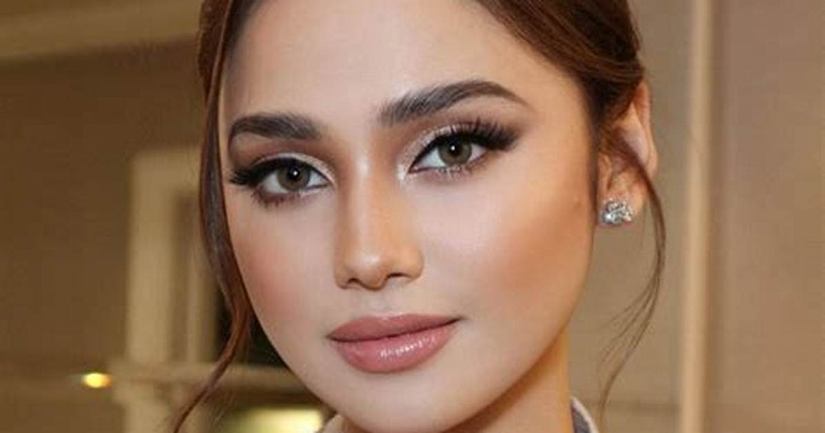 Syifa Hadju