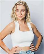 Taylor Misiak's Biography: Age, Height, Boyfriend, Acting Career