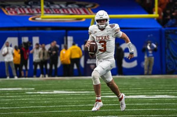 Texas Longhorns Top 10 Returning Players in 2023 Include Quinn Ewers, Xavier Worthy