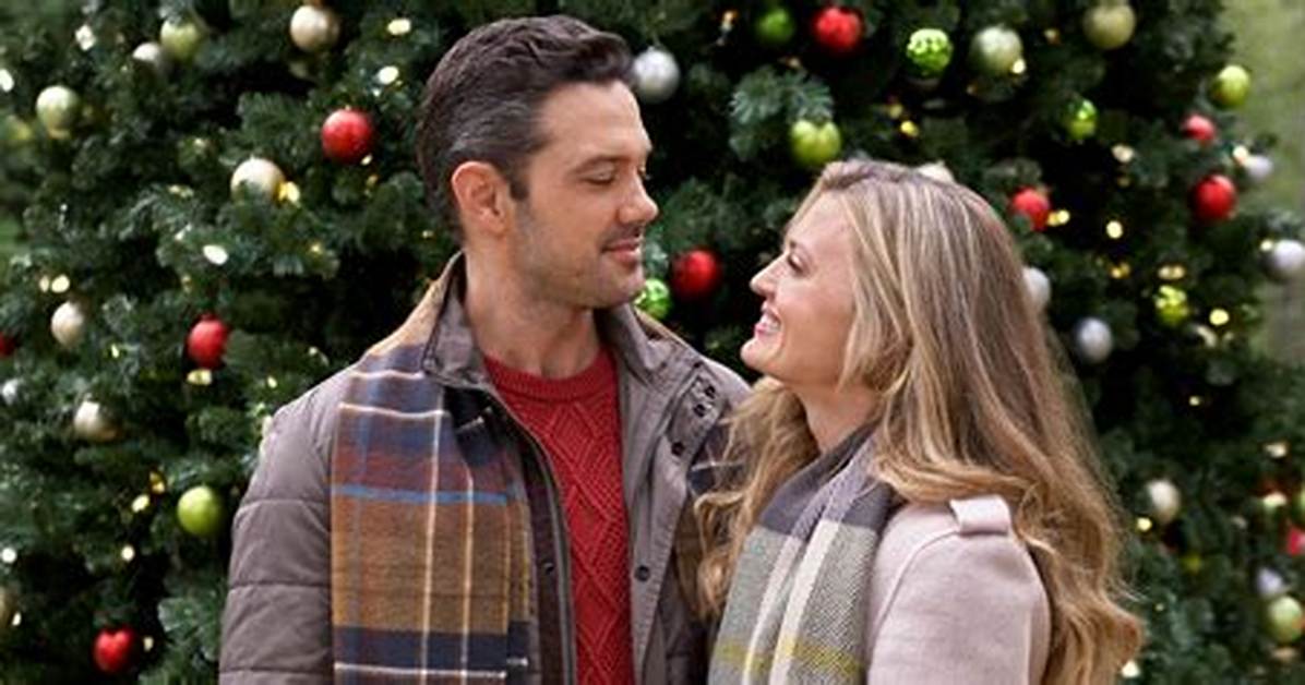 The Hallmark Channel's Holiday Flick 'A Cozy Christmas Inn' Offers a Stunning Mountainous Backdrop