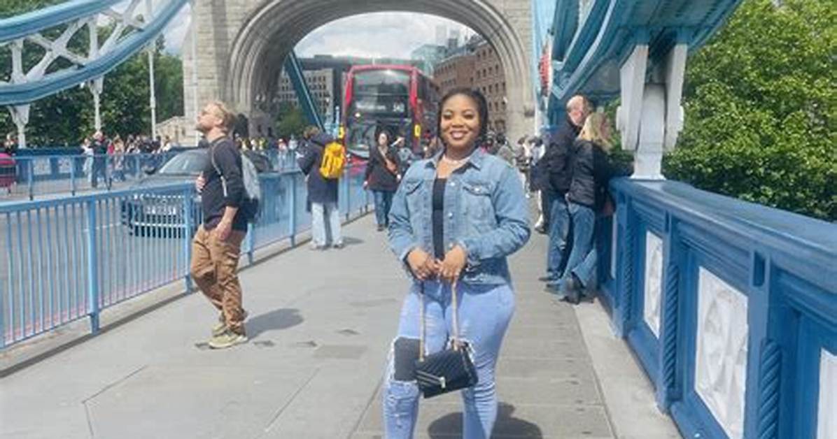 "The Spelling Dey Confuse Me": Video of Fake Balenciaga Shoes Leaves Internet Users Amused