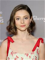 Thomasin Mckenzie Age, Net Worth & Biography