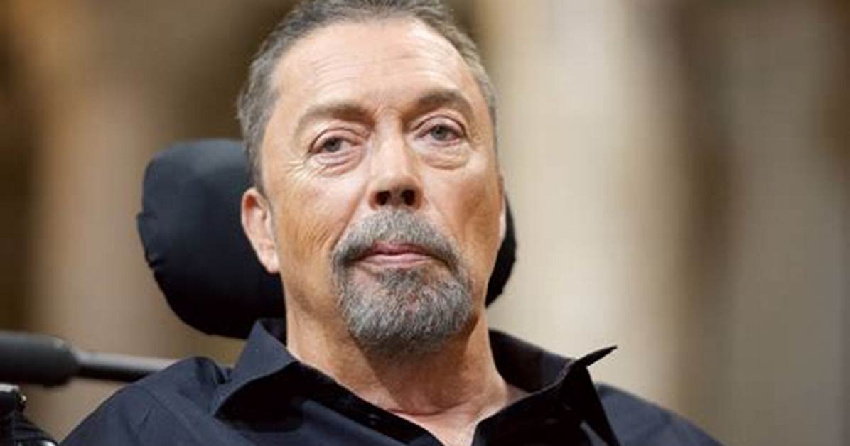 Tim Curry Uses Wheelchair-Bound Nine Year's After Having a Stroke