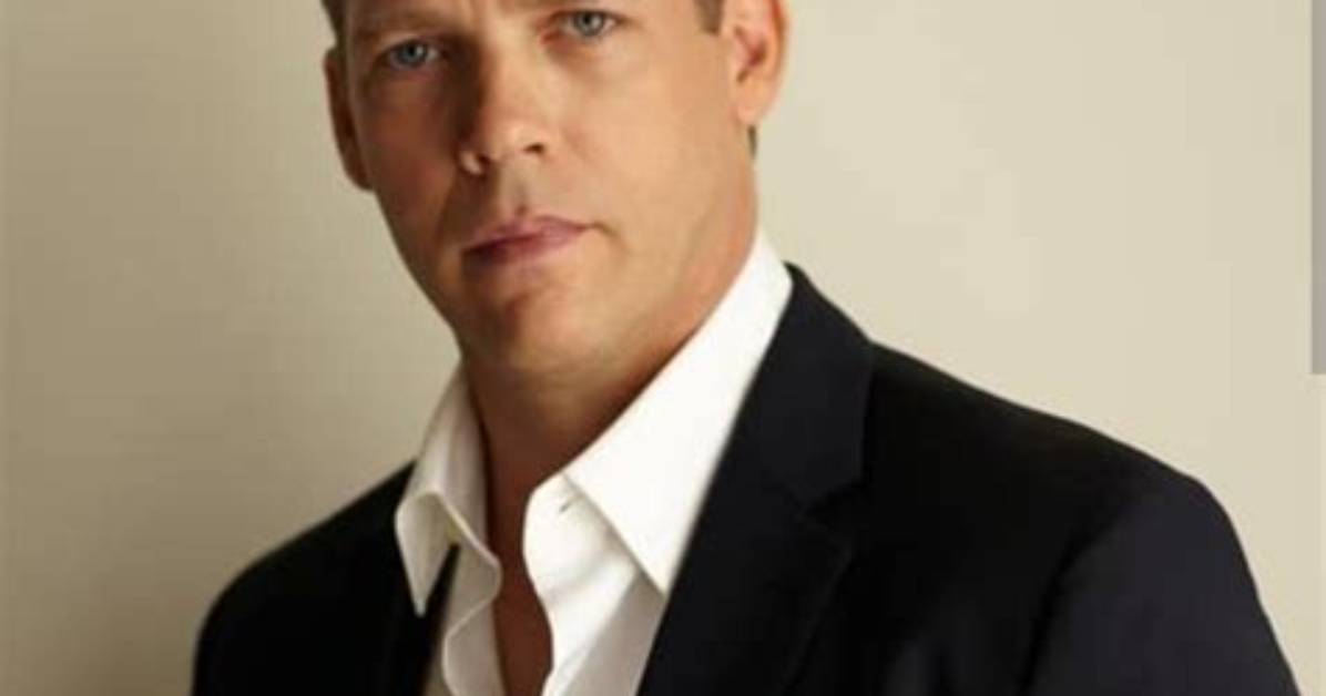 Tim Griffin Height