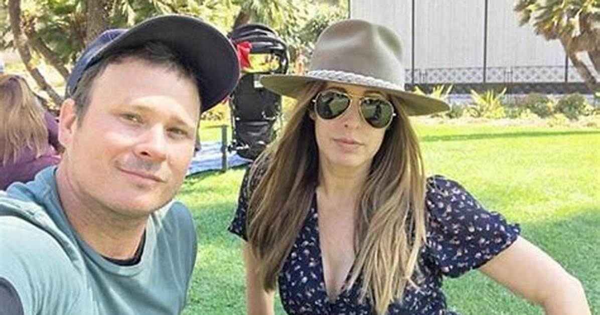 Tom Delonge Has Got Two Children with Wife Jennifer Delonge