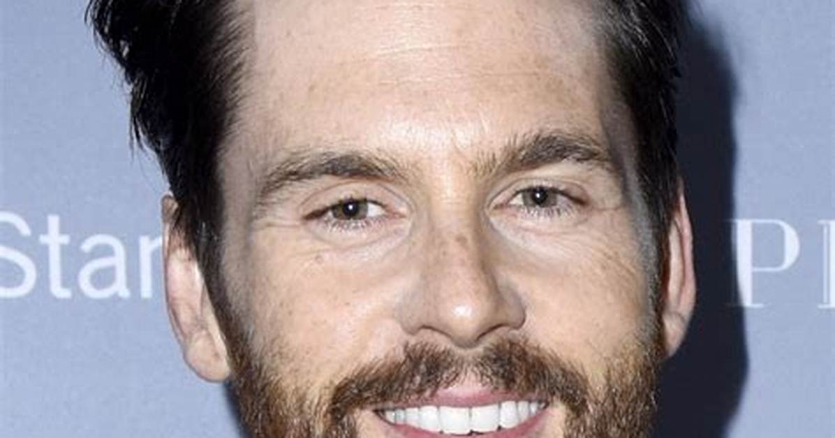 Tom Riley