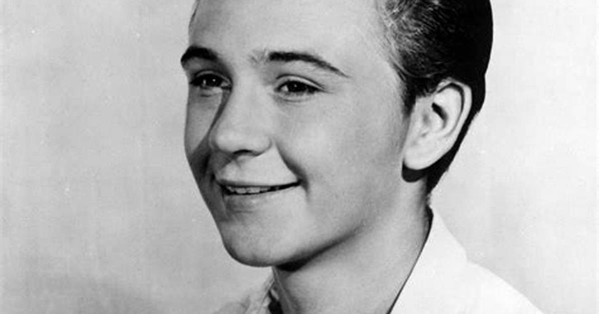 Tommy Kirk Height