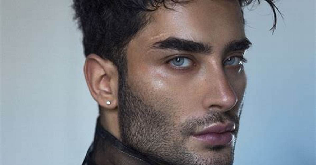 Toni Mahfud