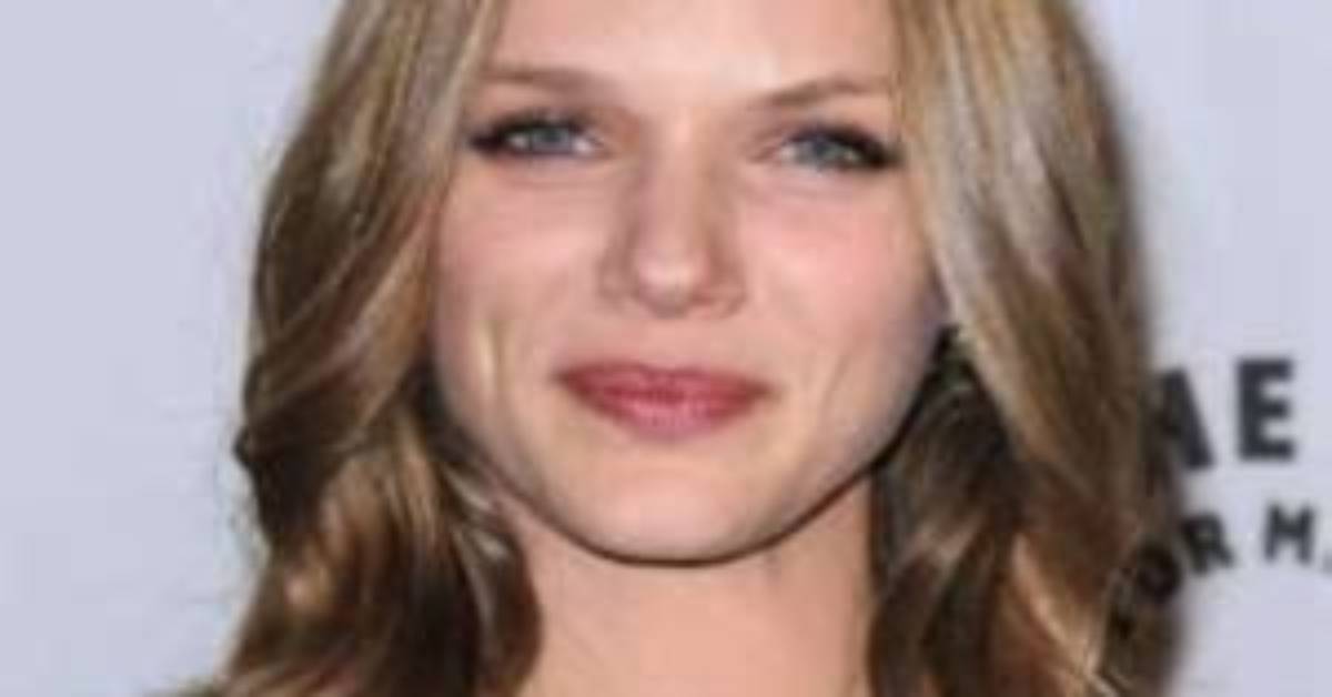 Tracy Spiridakos Bio: Age, Net Worth, Is She Married?