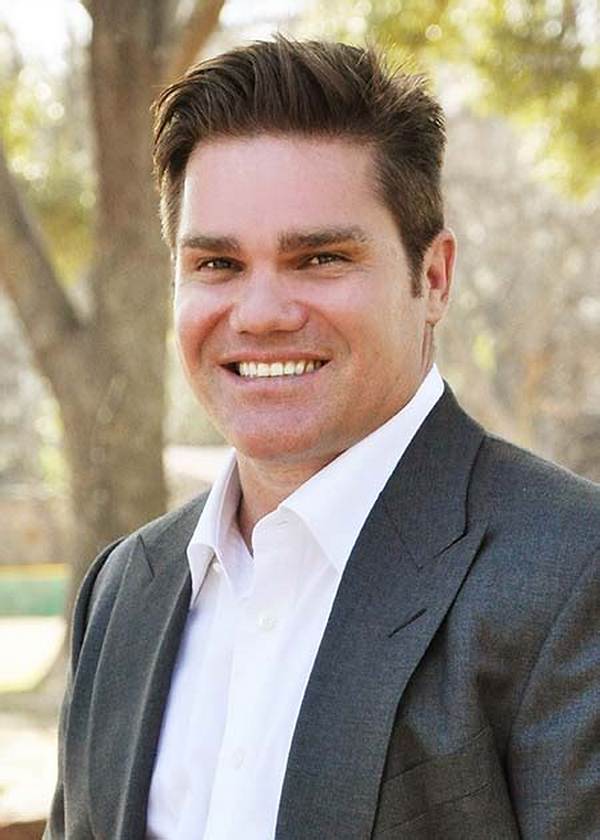 Travis Hollman Wiki-Bio, Age, Net Worth, Wife, Kids, Brother.