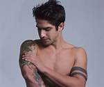 Tyler Posey Adds a New Back Tattoo to His Amazing Body Art Collection