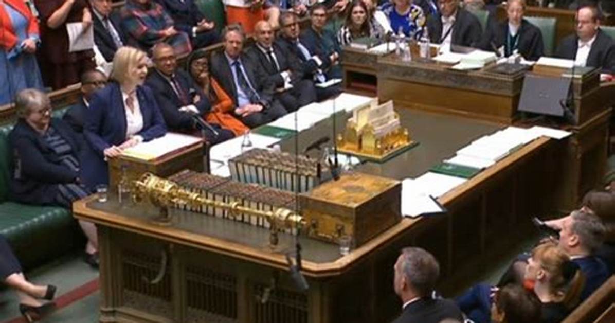 Uk's New Pm Vows Imminent Action on Energy Crisis