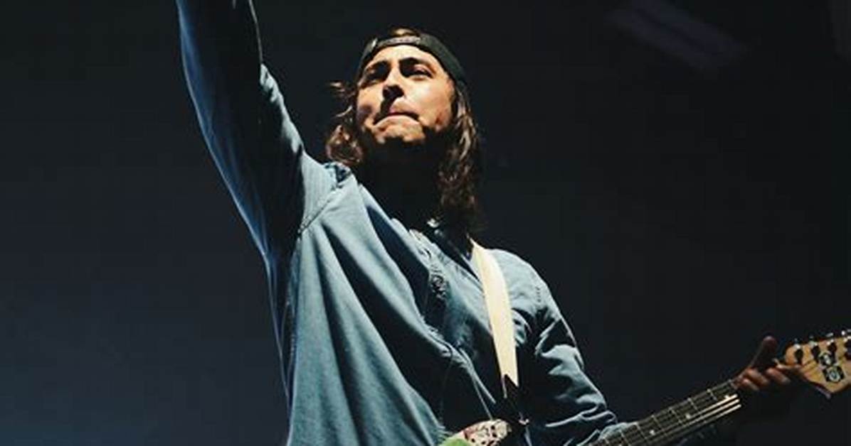 Vic Fuentes