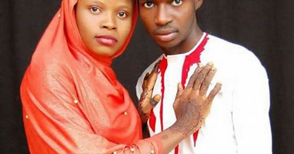 Viral Photo of Cute Married Hausa Couple