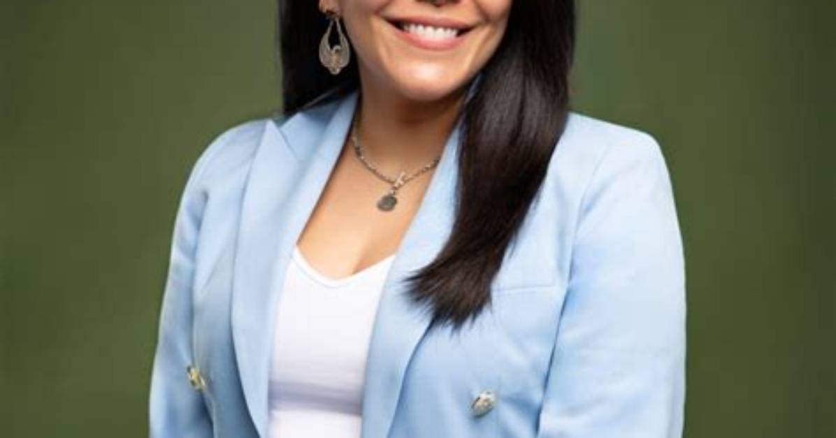 Vivian Salama