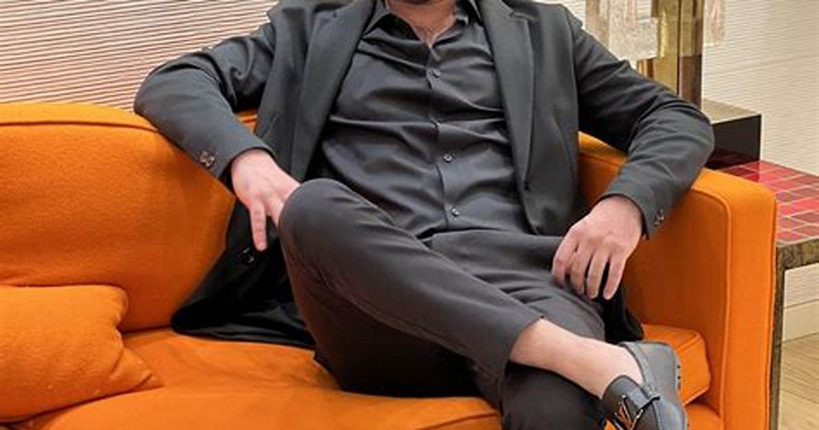 Waqar Zaka – Biography, Facts & Life Story