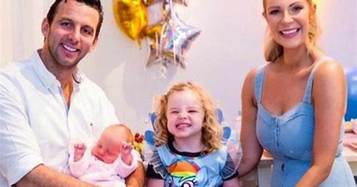 What Do the 'Yummy Mummies' Husbands Do? — Here's Everyone's Job