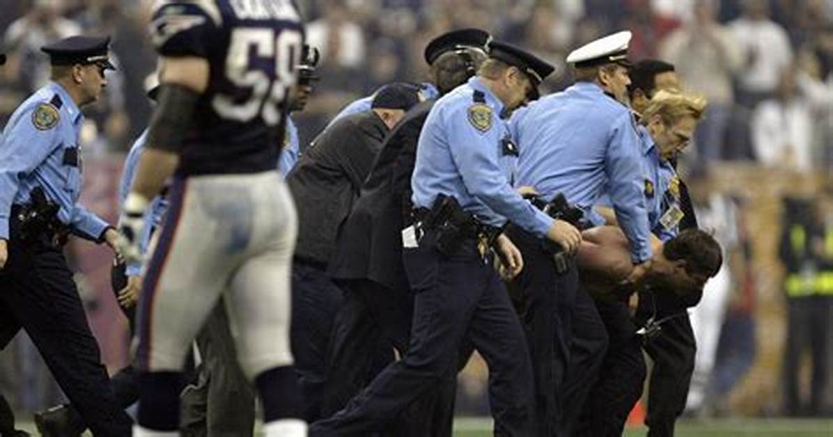 What Happens to Streakers at the Super Bowl? Details