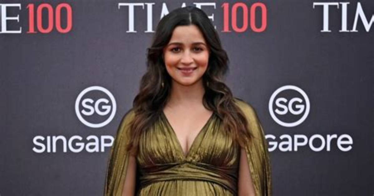 When Is Alia Bhatt's Due Date? Fans Think She'll Give Birth Any Day Now