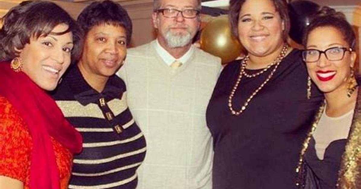 Who Are Robin Thede's Parents? Here's What We Know