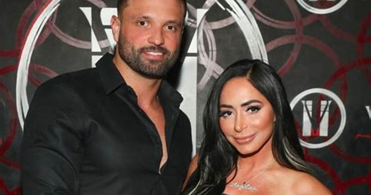 Who Is Angelina Pivarnick Dating? 'Jersey Shore' Fans Will Meet Him Soon