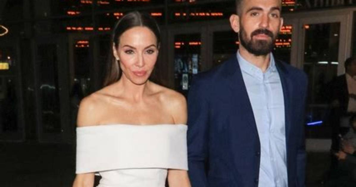 Who Is Miles Skinner Wife? Whitney Cummings: Age, Bio, Wiki, Career, Net Worth & Social Media