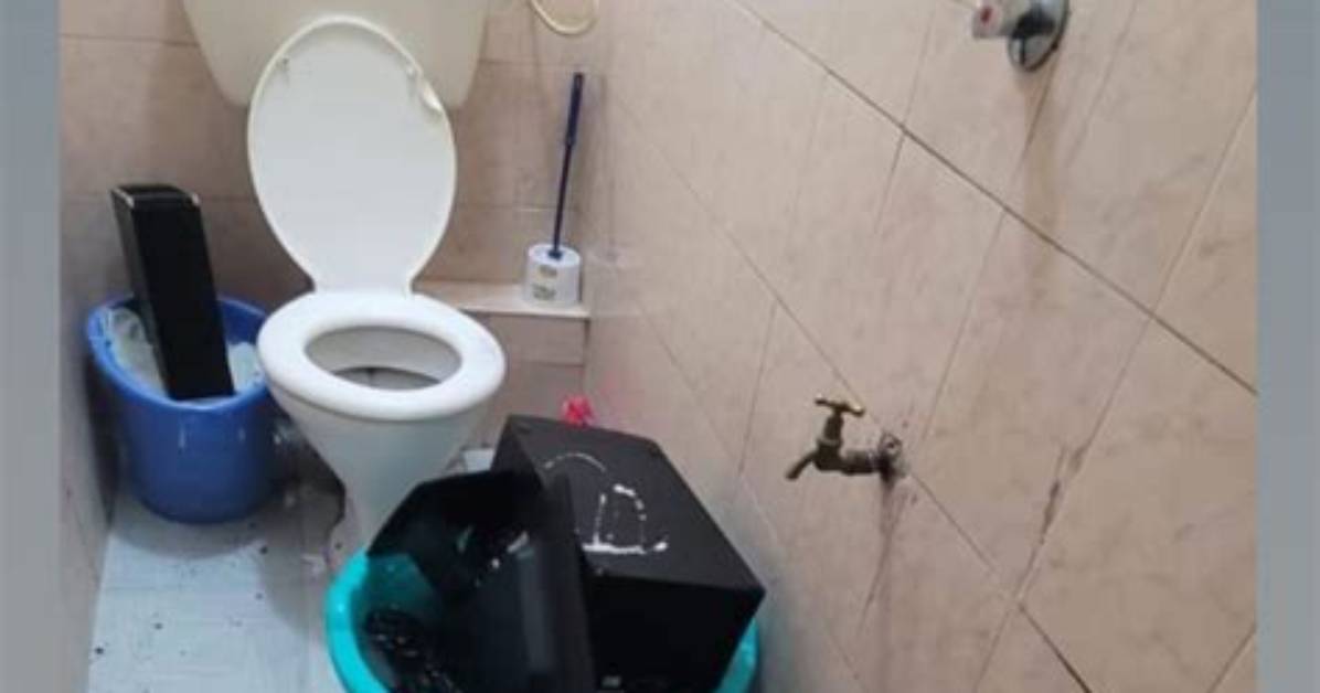Woman "Destroys" Boyfriend’s Toilet After Flying Across Country to Meet His Family for the First Time