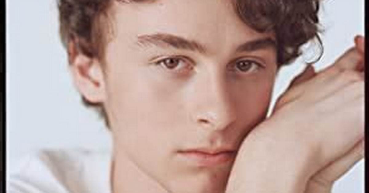 Wyatt Oleff Phone Number, Whatsapp Number Contact Number Mobile