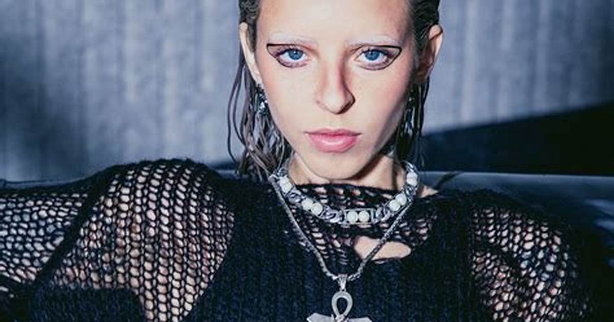 Young Miko Net Worth - How Much Does Young Miko Make?