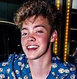 Zach Herron Wiki: at Age 17, This Artist Seeks Simple Things in Girlfriend